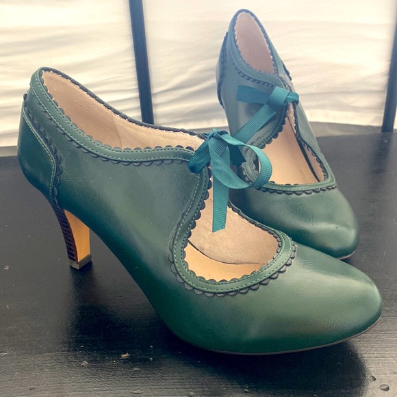 Chelsea Crew Gallery Heels size 40 NWOT - Picture 5 of 6